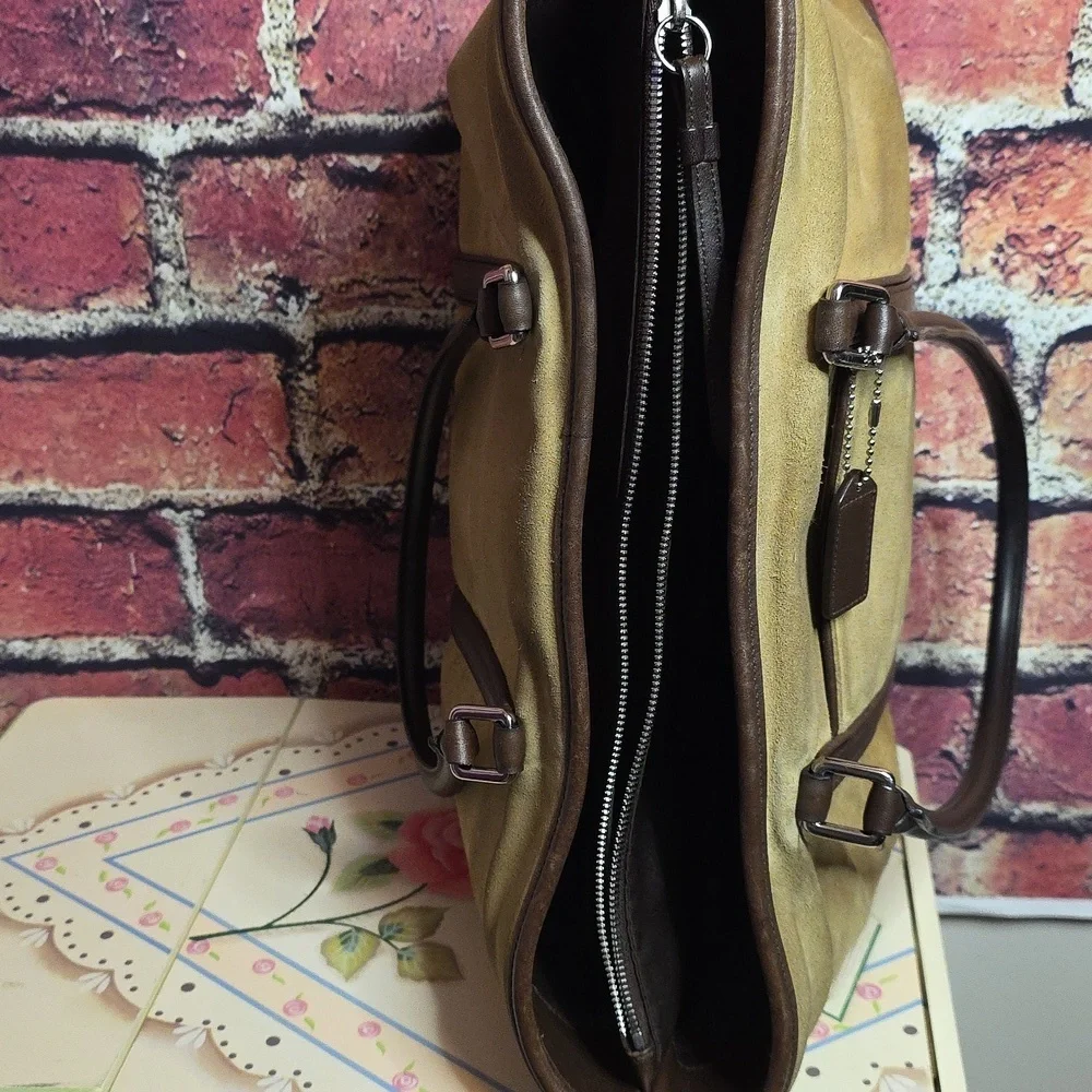 Coach Vintage   2003 Hamptons  HUGE Suede Tote 5121 Y2k